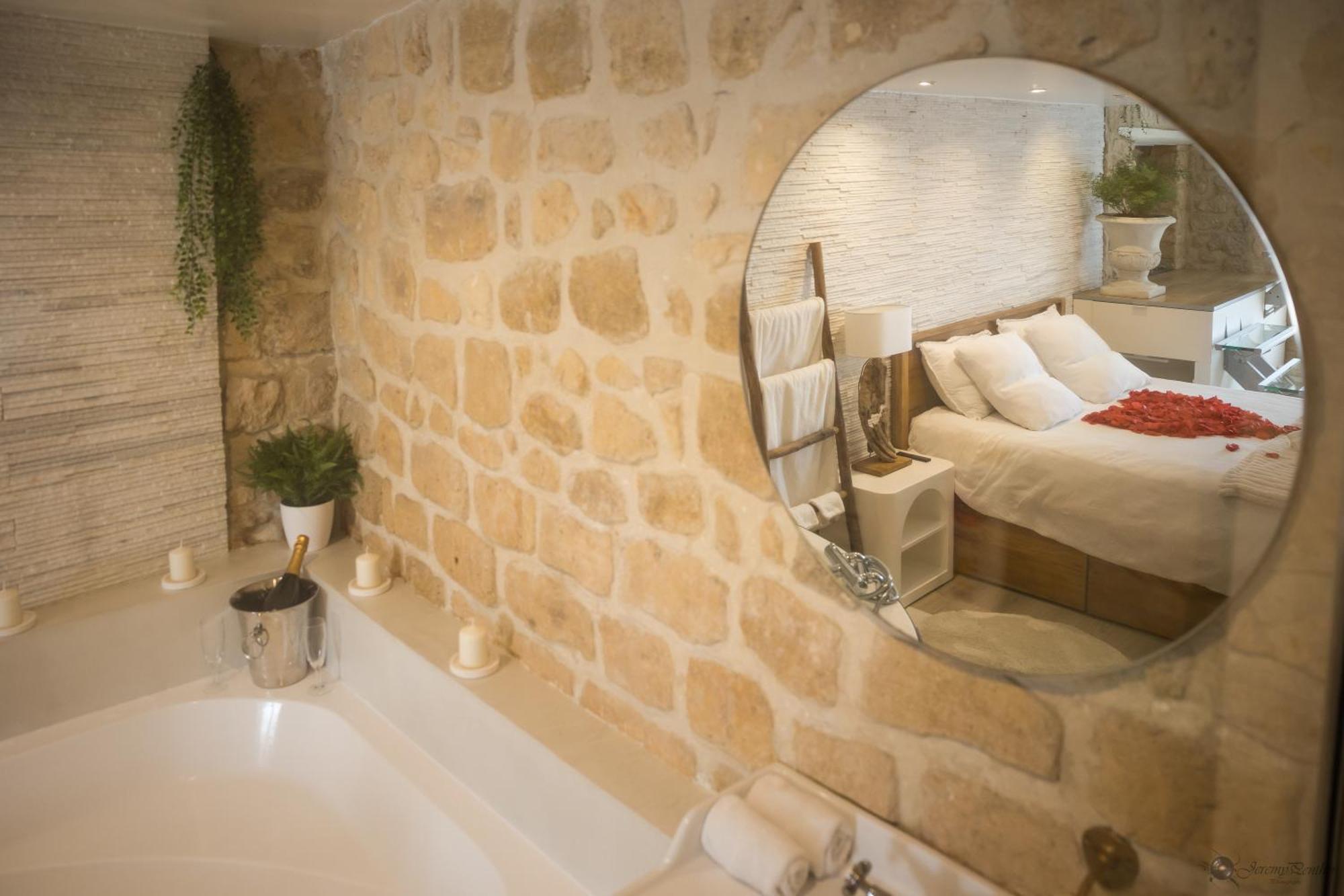 Appartement Chez Millouz - Triplex Semi-Troglodyte à Pontoise Extérieur photo